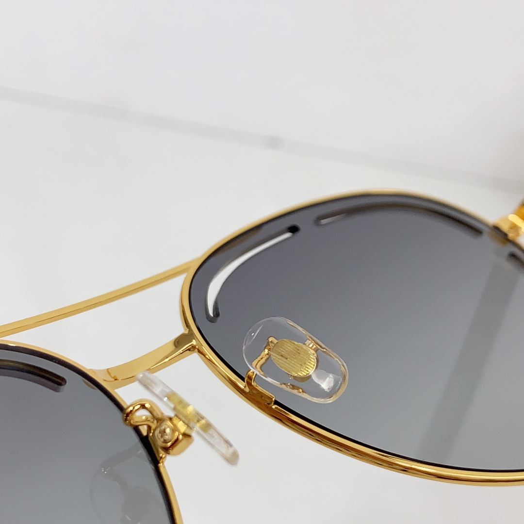 Linda Farrow Sunglasses